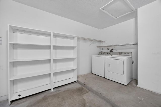 102 EDGEWATER CIRCLE, Sanford, FL 32773