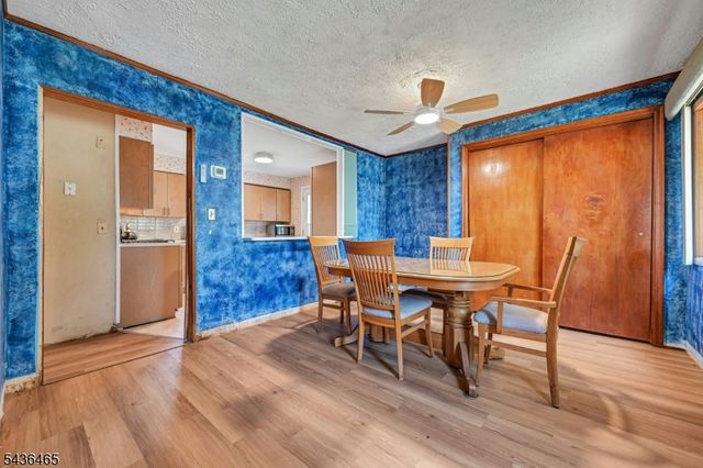 21 Butler Pl, Wanaque Boro, NJ 07420