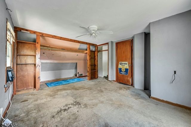 21 Butler Pl, Wanaque Boro, NJ 07420
