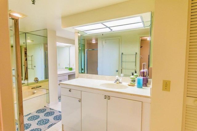115 Lakeshore Drive 1548, North Palm Beach, FL 33408