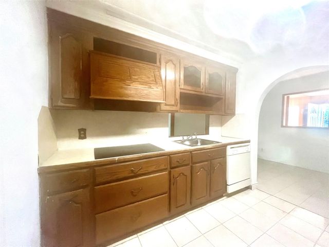 801 Avenue A Avenue, South Houston, TX 77587