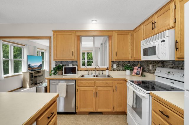 5388 367th Court, North Branch, MN 55056