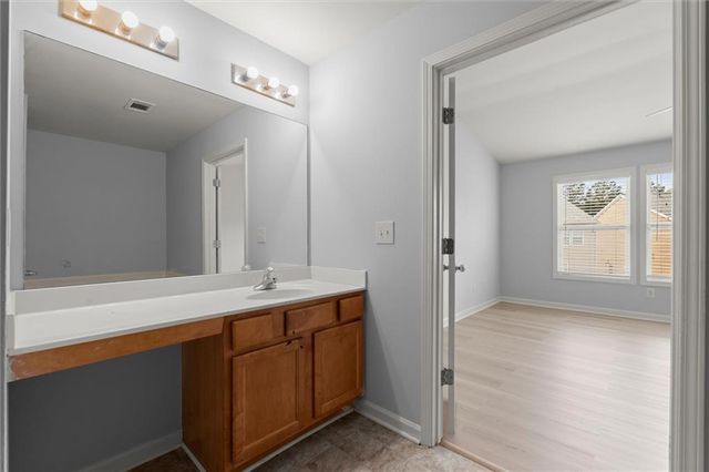 1947 Lakeshore Overlook Circle NW, Kennesaw, GA 30152