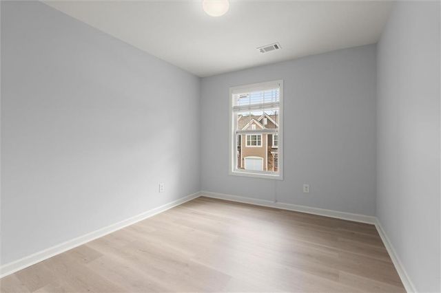 1947 Lakeshore Overlook Circle NW, Kennesaw, GA 30152