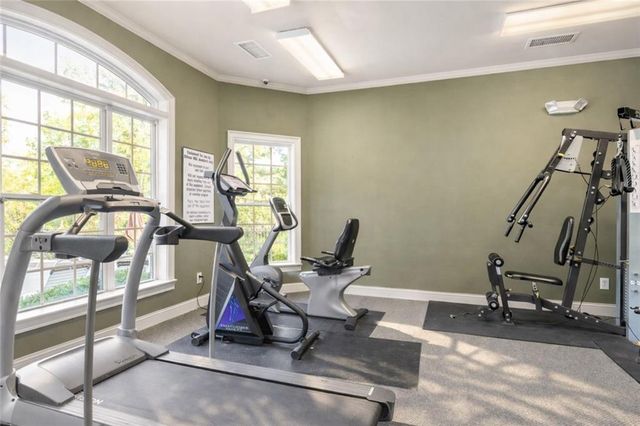 1947 Lakeshore Overlook Circle NW, Kennesaw, GA 30152