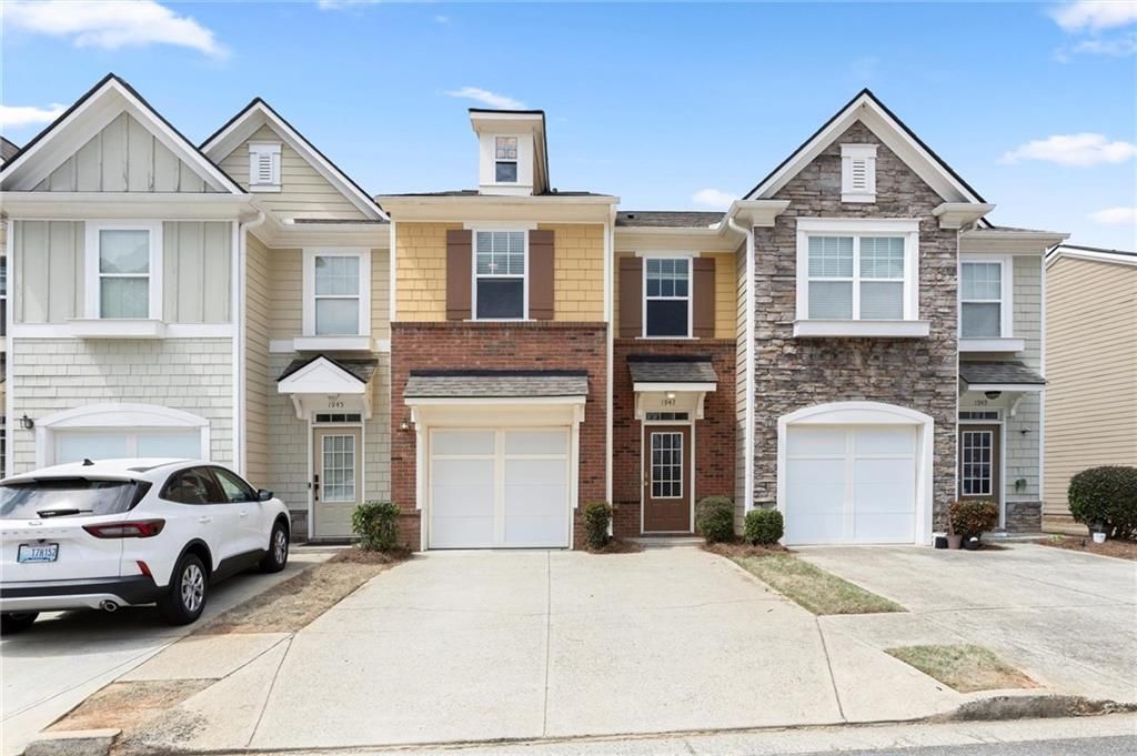 1947 Lakeshore Overlook Circle NW, Kennesaw, GA 30152