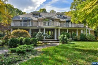 830 W Shore Drive, Kinnelon Borough, NJ 07405