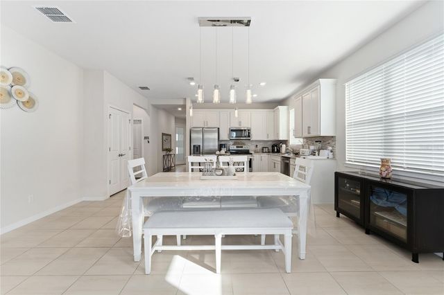 1880 SPRING SHOWER CIRCLE, Kissimmee, FL 34744
