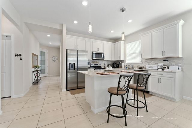 1880 SPRING SHOWER CIRCLE, Kissimmee, FL 34744