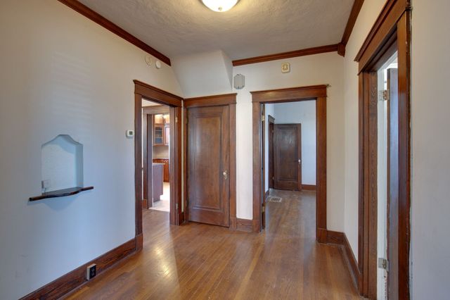 1031 Maynor Ave, Nashville, TN 37216