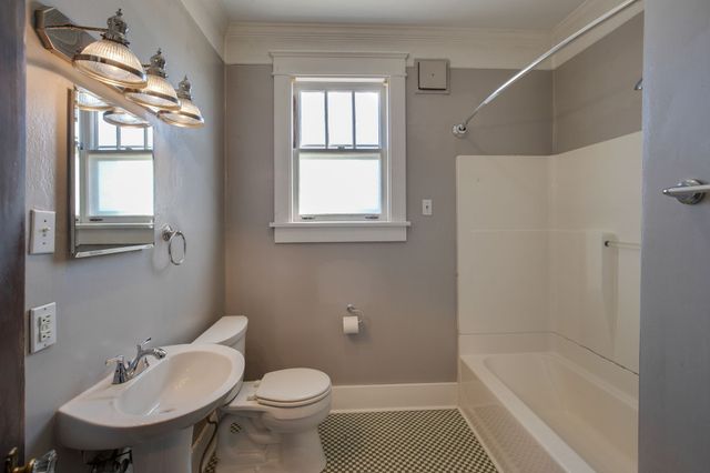 1031 Maynor Ave, Nashville, TN 37216