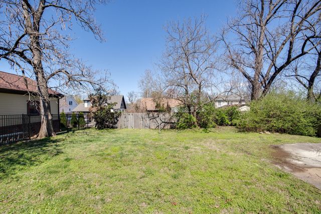 1031 Maynor Ave, Nashville, TN 37216