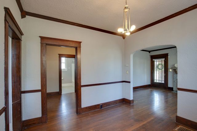 1031 Maynor Ave, Nashville, TN 37216