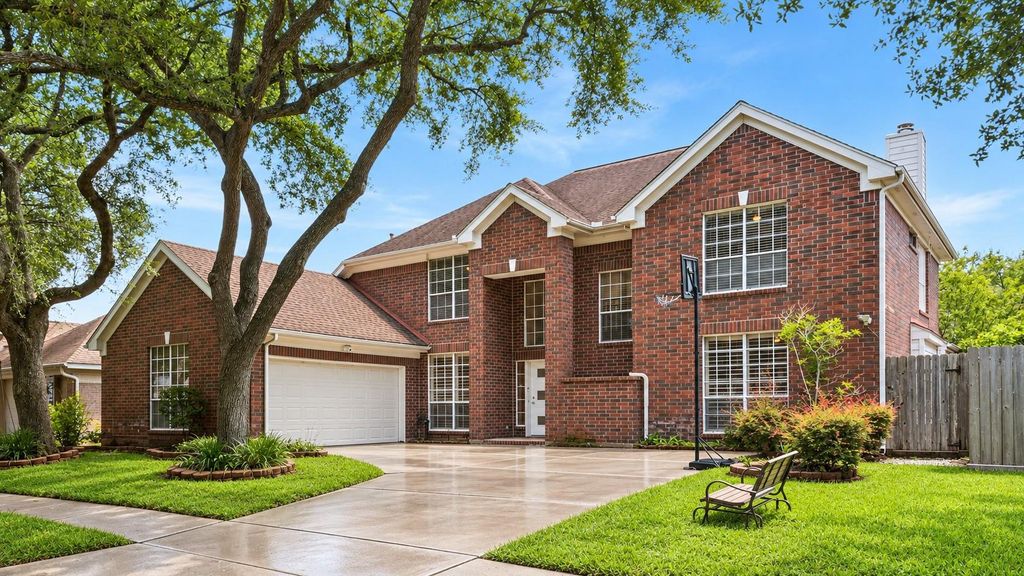 14207 Woodville Gardens Drive, Houston, TX 77077