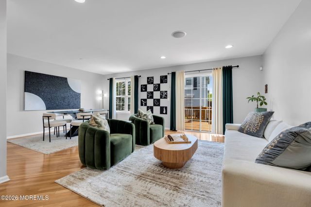 29 Hanna Lane 277, Laurence Harbor, NJ 08879