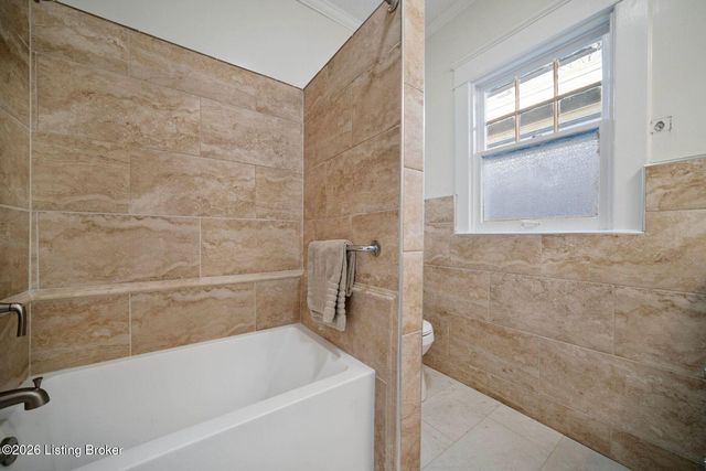 304 S Shawnee Terrace, Louisville, KY 40212