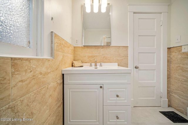 304 S Shawnee Terrace, Louisville, KY 40212