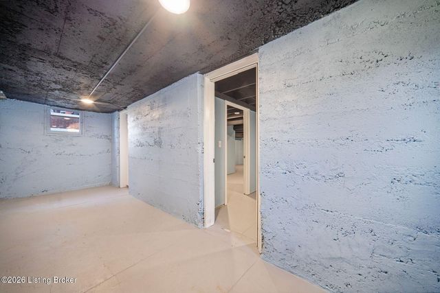 304 S Shawnee Terrace, Louisville, KY 40212