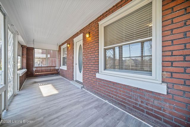 304 S Shawnee Terrace, Louisville, KY 40212