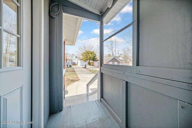 304 S Shawnee Terrace, Louisville, KY 40212