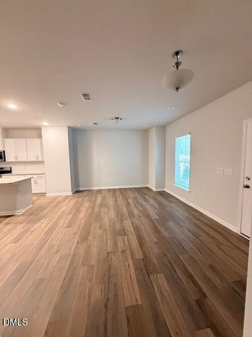 201 Broomside Avenue, Raleigh, NC 27603
