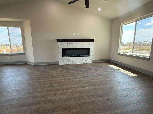 5350 W 42nd St South, Wichita, KS 67215