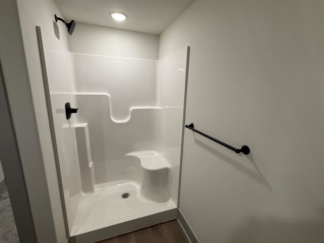 5350 W 42nd St South, Wichita, KS 67215