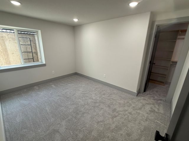 5350 W 42nd St South, Wichita, KS 67215