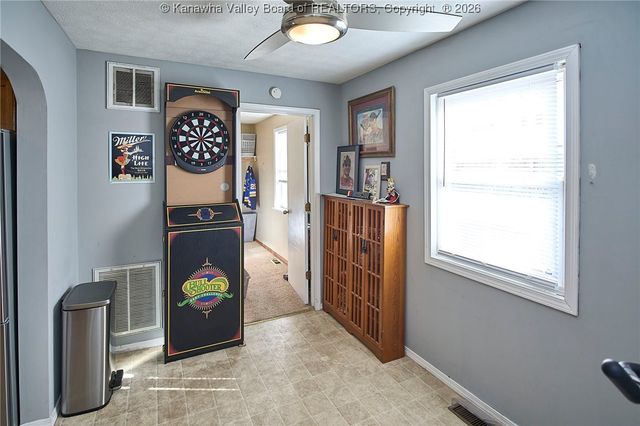 92 Coon Avenue, Dunbar, WV 25064