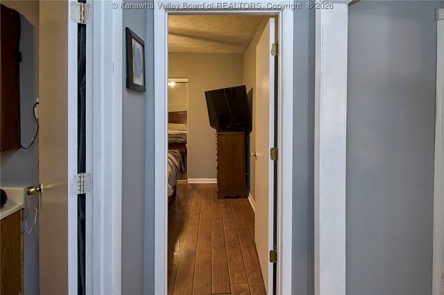 92 Coon Avenue, Dunbar, WV 25064