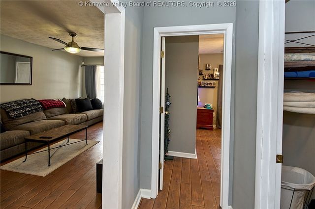 92 Coon Avenue, Dunbar, WV 25064