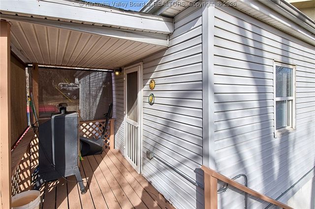 92 Coon Avenue, Dunbar, WV 25064