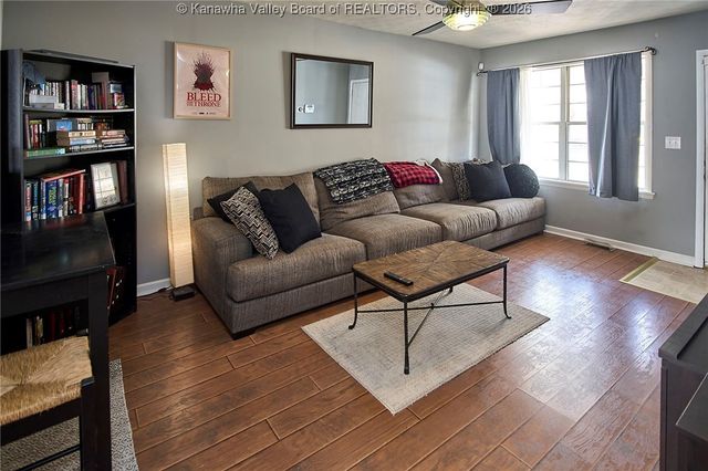 92 Coon Avenue, Dunbar, WV 25064