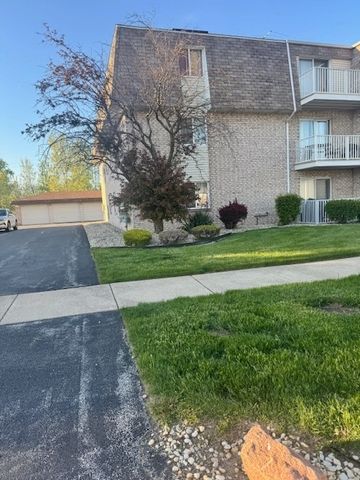2614 E Goodrich Avenue 3A, Burnham, IL 60633