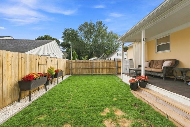 24 Borden Avenue, Johnston, RI 02919
