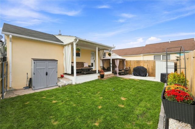 24 Borden Avenue, Johnston, RI 02919