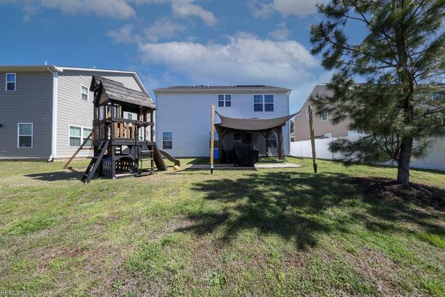 221 Terrywood DR, Suffolk, VA 23434