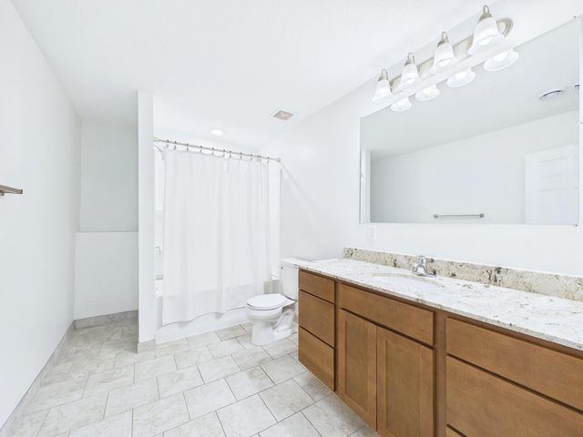 983 Cook Avenue E, Saint Paul, MN 55106