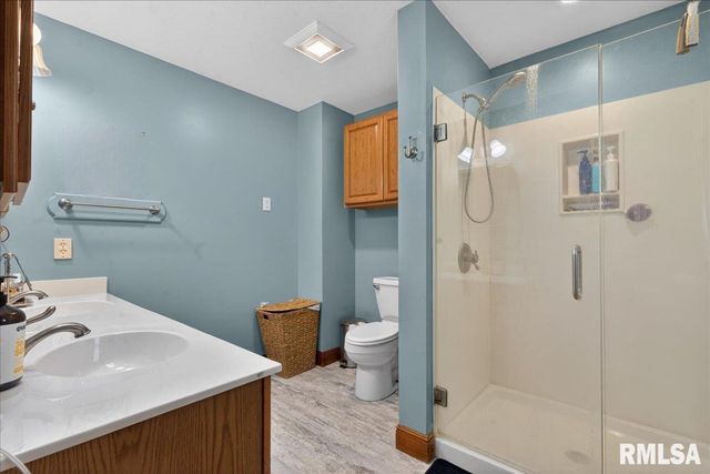 1009 MONARCH Drive, Chatham, IL 62629