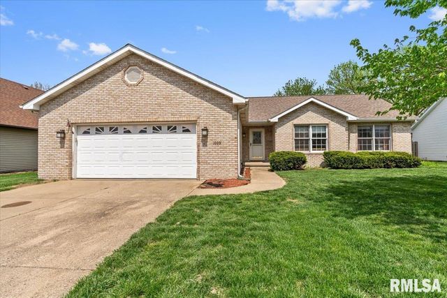 1009 MONARCH Drive, Chatham, IL 62629