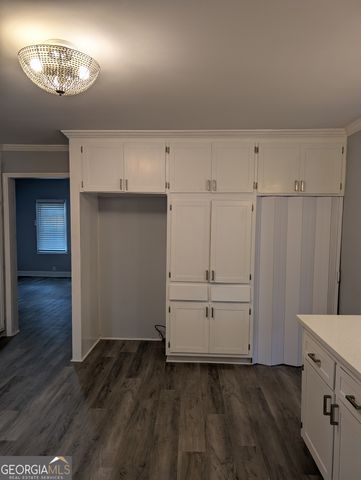 11080 White House Parkway, Woodbury, GA 30293