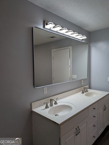 11080 White House Parkway, Woodbury, GA 30293