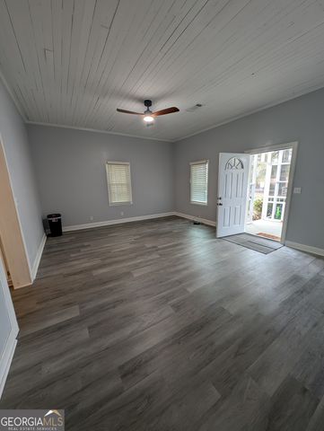 11080 White House Parkway, Woodbury, GA 30293