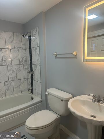 11080 White House Parkway, Woodbury, GA 30293