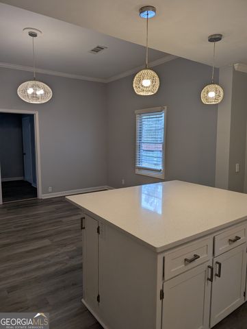 11080 White House Parkway, Woodbury, GA 30293