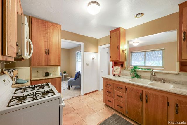 618 E Uintah Street, Colorado Springs, CO 80903