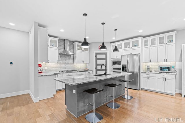 3190 Light House Way, Saugatuck Twp, MI 49453