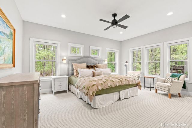 3190 Light House Way, Saugatuck Twp, MI 49453