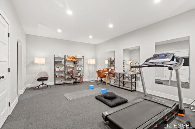 3190 Light House Way, Saugatuck Twp, MI 49453