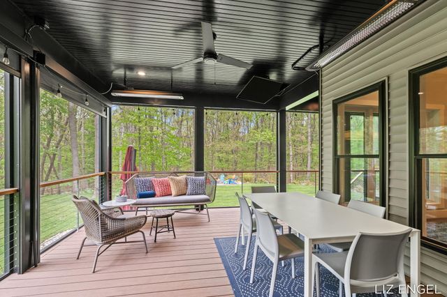 3190 Light House Way, Saugatuck Twp, MI 49453